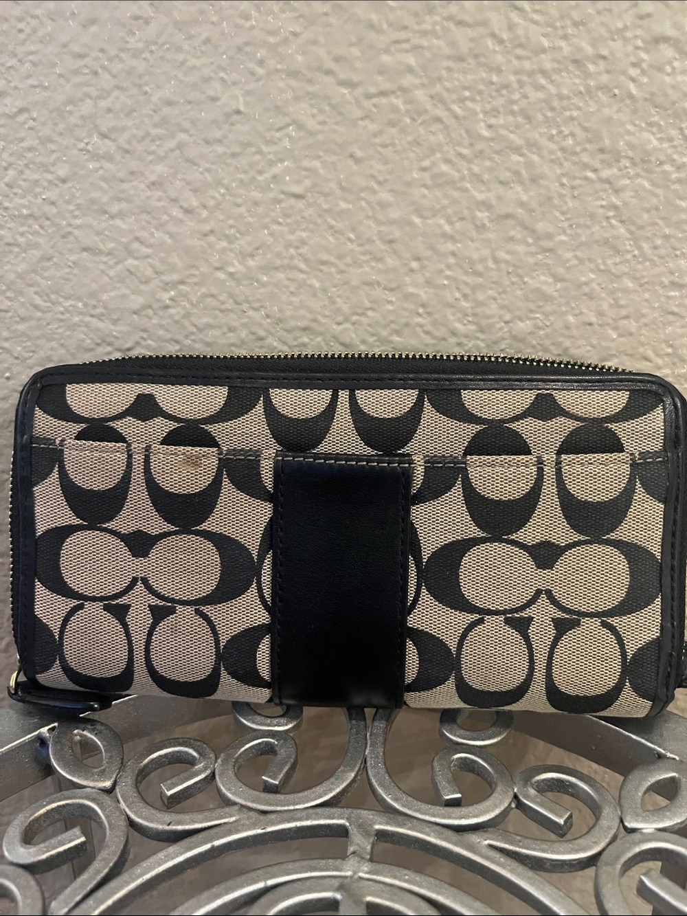 Coach Black and Khaki Signature Zip Wallet - Picture 2 of 4